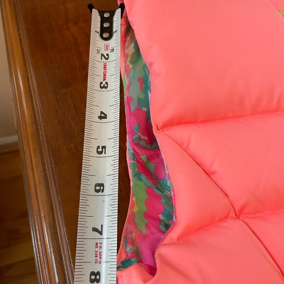 Lilly Pulitzer Women's Sz. S Coral Down Snap Front Puffer Vest isabelle - Picture 4 of 11